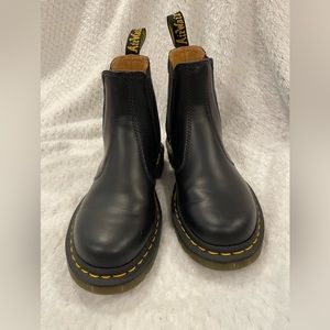 Dr. Martens Chelsea boot - EUC